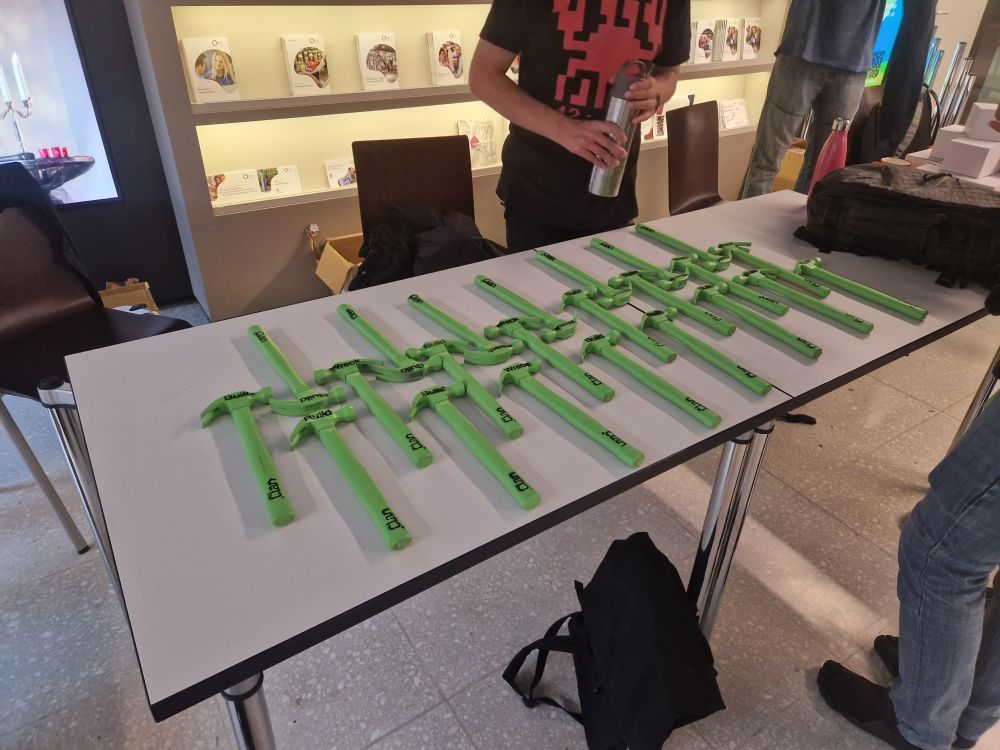 Yes, those are real hammers…